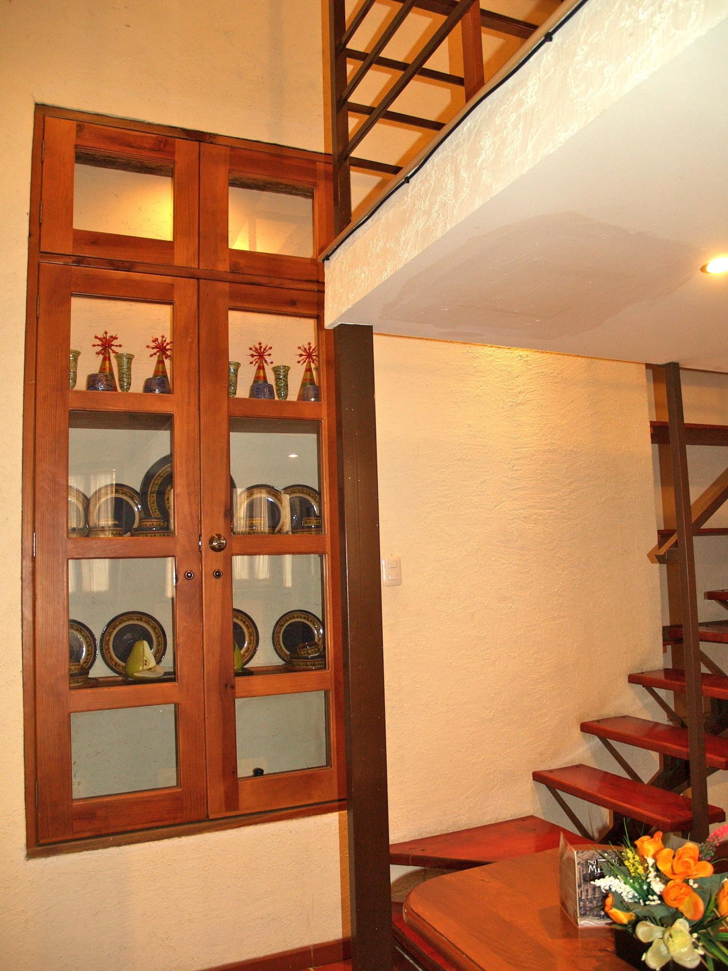 Hotel Refugio Agustino Морелия Екстериор снимка