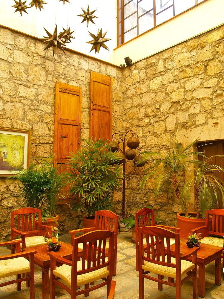 Hotel Refugio Agustino Морелия Екстериор снимка