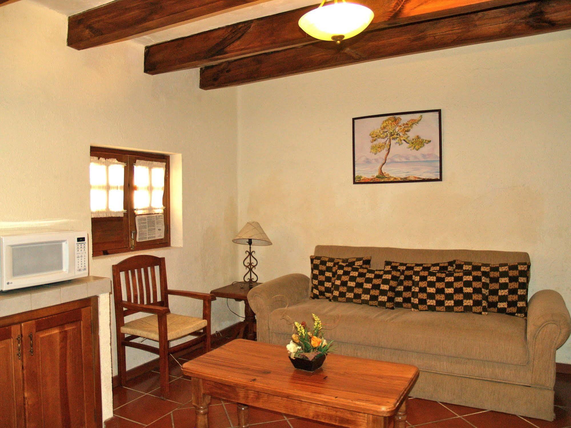 Hotel Refugio Agustino Морелия Екстериор снимка